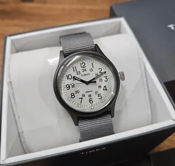 새상품 타이맥스 TIMEX 손목시계 TW2T10500 MK1 알루미늄