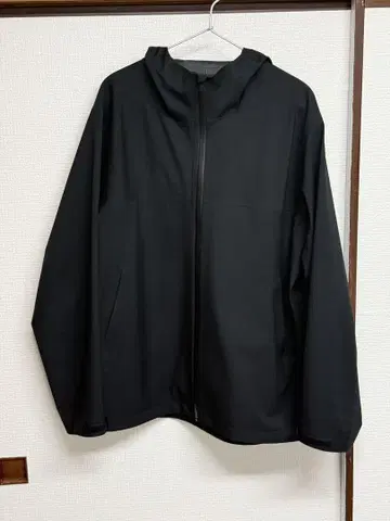 유니클로 블록 테크 후드티 3D 컷 블랙 XL