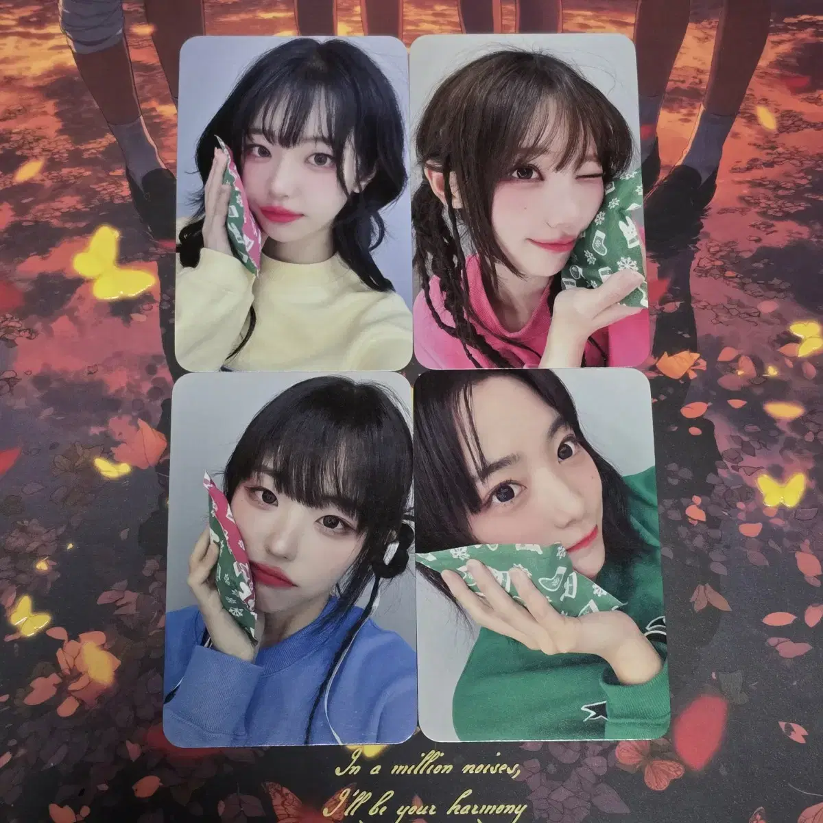 QWER photocard sell on Bunjang Global Site.