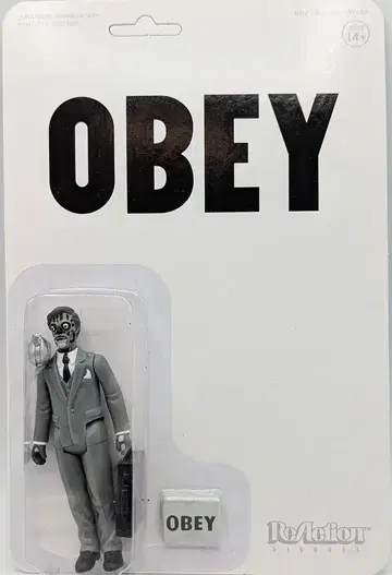 SUPER 7 REACTION FIGURES OBEY