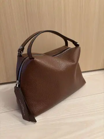 <GIANNI CHIARINI> 백 브라운