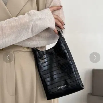 ADD CULUMN 크로커다일 숄더백