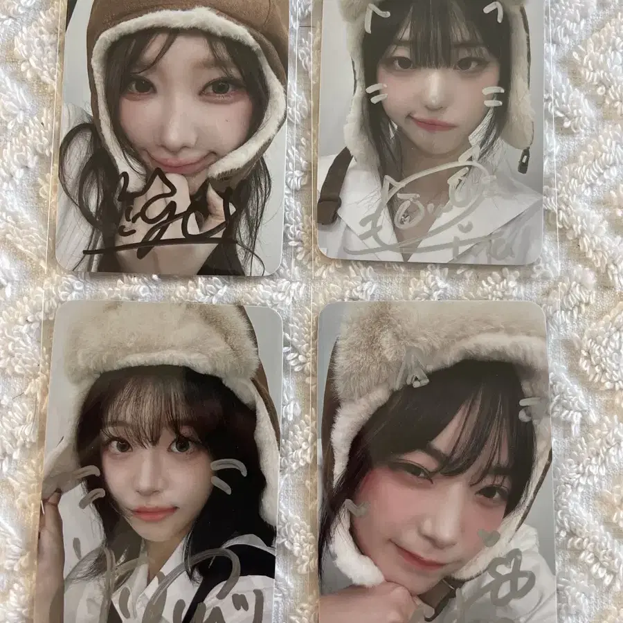 QWER CHODAN チョダン フォトカード QWER Chodan photocard streaming winner on Bunjang Global Site.