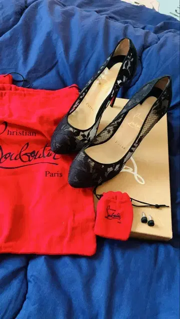 Christian Louboutin Paris 하이힐