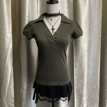 카라 부착 티셔츠 하프 버튼 헤이세이 갸루 y2k 그런지
