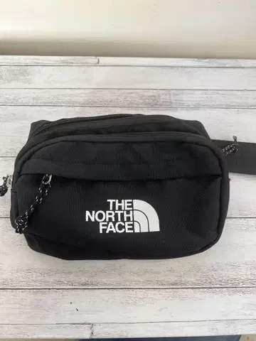 THE NORTH FACE 블랙 바디백