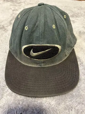 NIKE 90년대 USA 로고 자수 페이드 BB 캡 그린