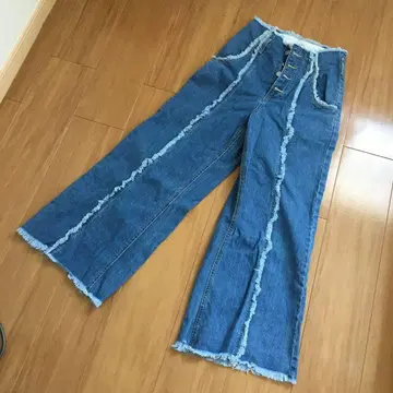 BROWNY 브라우니 프린지 와이드 데님 M 사이즈 새상품급