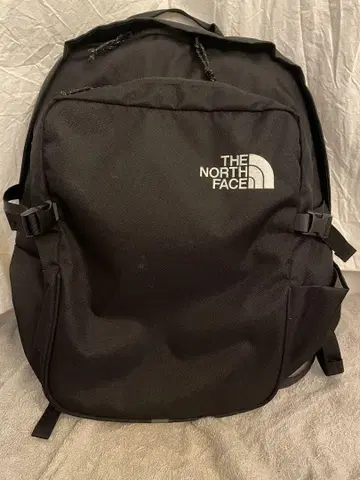 THE NORTH FACE 블랙 백팩
