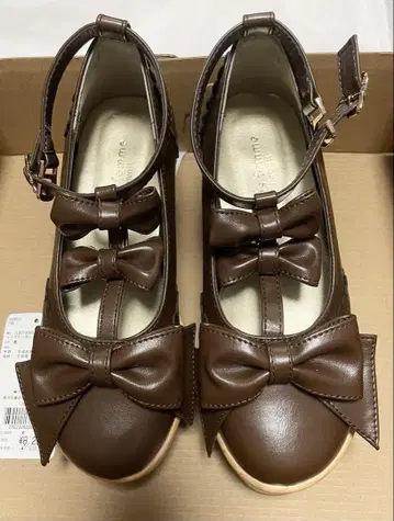 axes femme kawaii / 트리플 리본 슈즈 S 사이즈