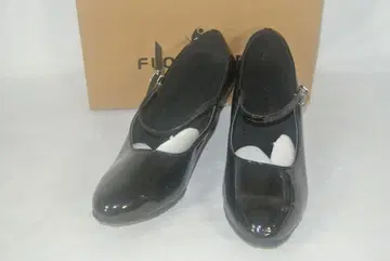 [FLORPERRY] 여성 연습복 연주회 25CM 하자 있는 미사용품