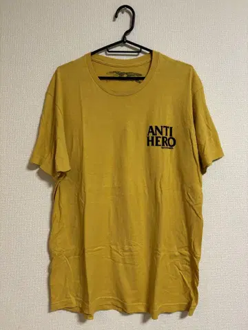 ANTI HERO 티셔츠 머스타드 L