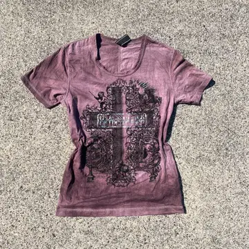 단 하나뿐인 y2k 00s vintage graphic tops