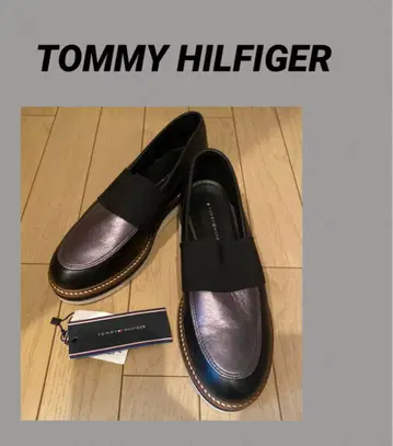 미사용품 TOMMY HILFIGER 블랙 건메탈 로퍼
