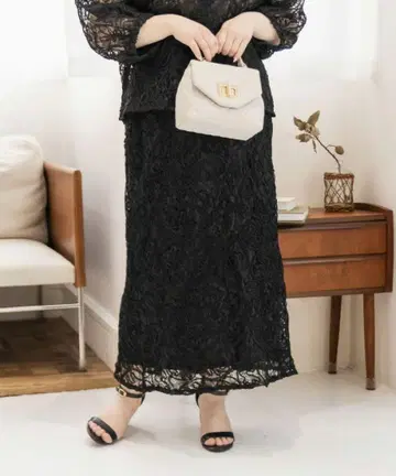 clette 쿠레트 코드 자수 레이스 내로우 스커트 빅 사이즈 4L