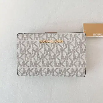 [새상품] MICHAEL KORS 접이식 지갑 미디엄 컴팩트 월렛