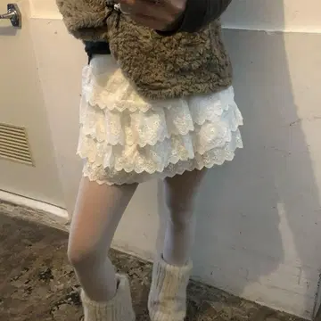 nugu haku 티어드 밴딩 미니 스커트