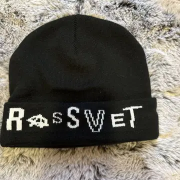 RASSVET 블랙 니트 모자
