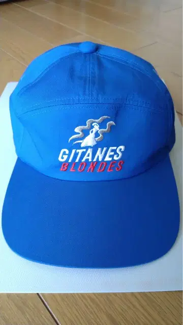 GITANES BLONDES 파란 캡