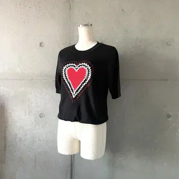 택 포함 새상품 하트 무늬 스톤 라메 반팔 니트 썸머 니트 블랙 M