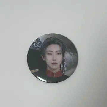 SEVENTEEN CAFE in SEOUL 디에잇 캔뱃지