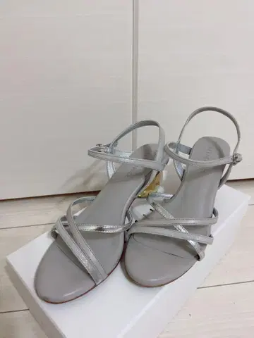 히메코 실버 샌들 신발 주머니 포함