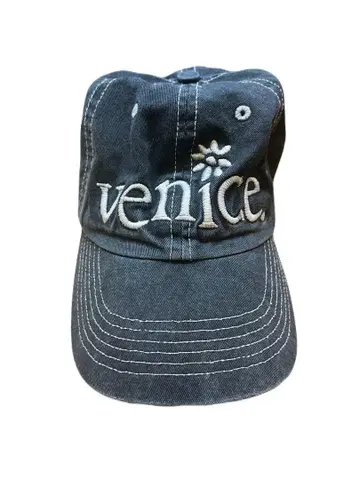 ERL Venice Embroidered 캡 ERL