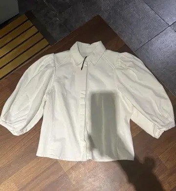 ZARA 화이트 셔츠 S 사이즈
