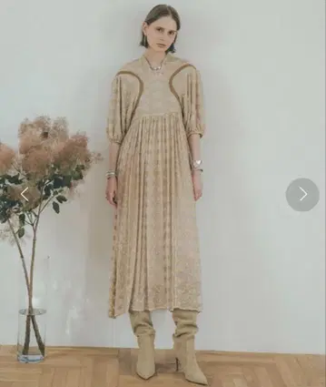 CLANE 꽃무늬 자수 롱 원피스 베이지