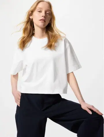 [새상품] UNIQLO 텍스처 저지 T 화이트 사이즈 S