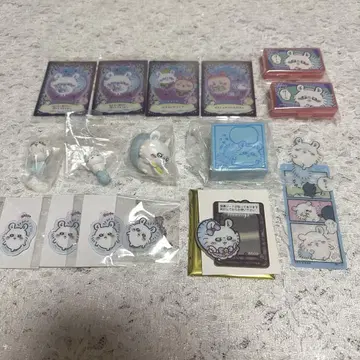 치이카와 모몽가 굿즈 묶음 판매