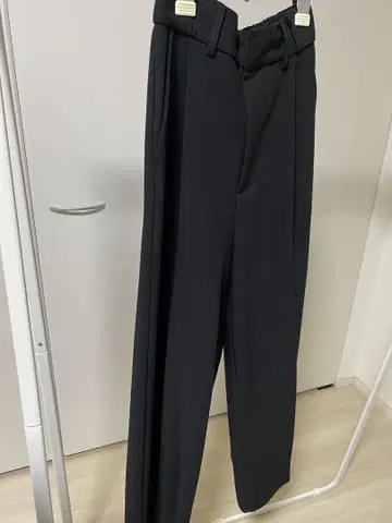 카프리슈마쥬 에코 가죽 벨트 팬츠