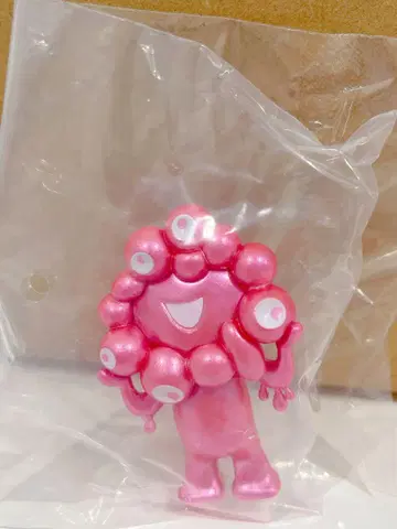 미야쿠미야쿠 가챠 핑크