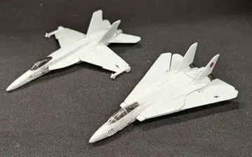 CORGI F-14 TOMCAT & F/A-18 SUPER HORNET