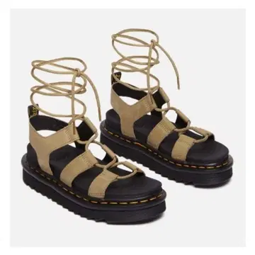 Dr. Martens 베이지 레이스업 샌들 NARTILLA