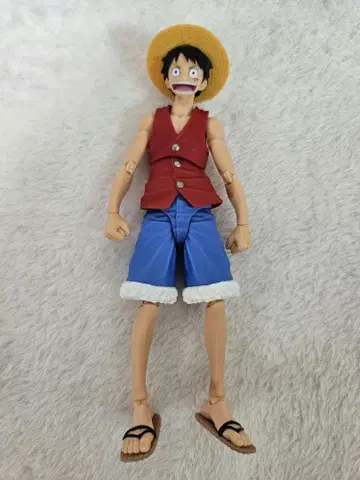 [ S.H.Figuarts ] 원피스 몽키 D 루피