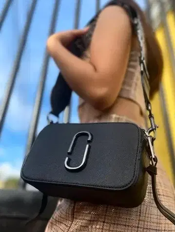 미사용 Marc Jacobs 숄더백 검정