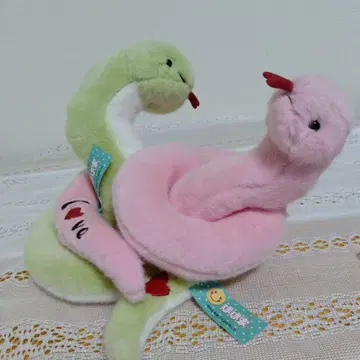 뱀 봉제 인형 그린, 핑크