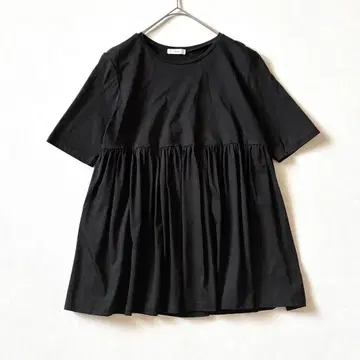 컨디션 최상 yori 요리 2024 SS 플레어 개더 티셔츠 블랙