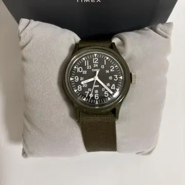 TIMEX 캠퍼 올리브