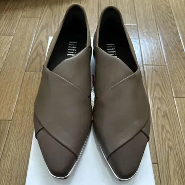 미사용 새상품 fitfit 인테드, 크로스 플랫슈즈 24cm