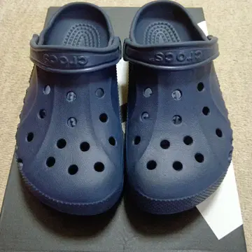 Crocs 네이비 샌들 W8 24cm