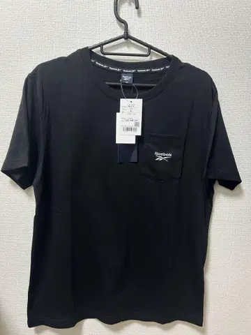 리복 티셔츠 M 사이즈 블랙