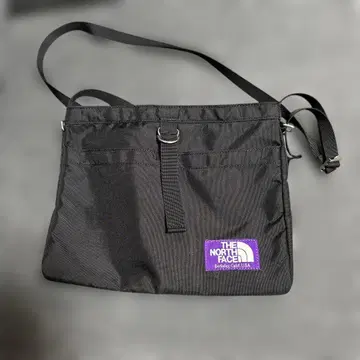 THE NORTH FACE 블랙 숄더백