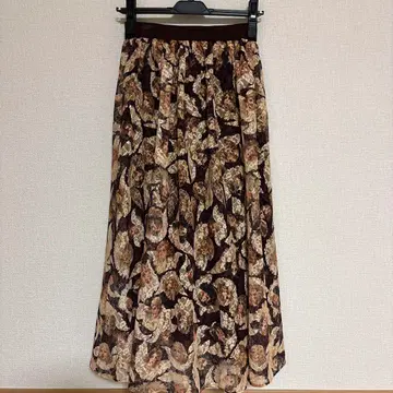 &ellecy 천사 패턴 스커트 앤 엘르