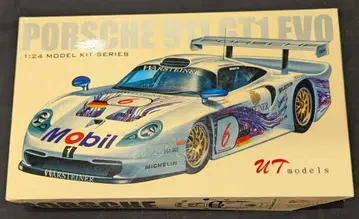 UT MODEL 1/24 PORSCH 911 GT1 EVO 92031