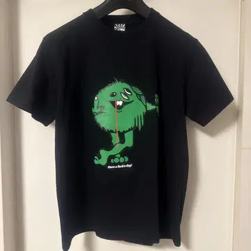 SKELOK 프린트 티셔츠 M 사이즈