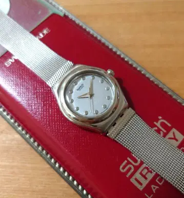 스와치 1998년 Swatch Irony Lady [LIBERTINE]