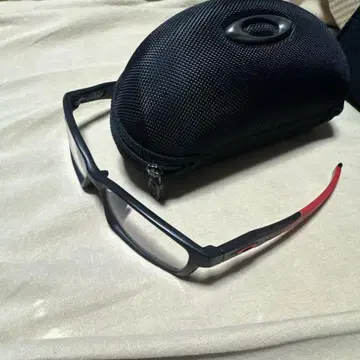 Oakley 스포츠 안경 블랙/레드 케이스 포함