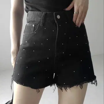 me+em select 큐빅 하이웨스트 데미지 데님 숏팬츠